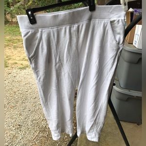 Plus Size Sonoma Goods for Life Comfort Waist Utility Capri Pants, 1XL